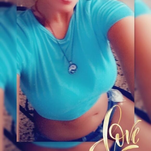 Design Open back Crop top - Picture 2 of 8